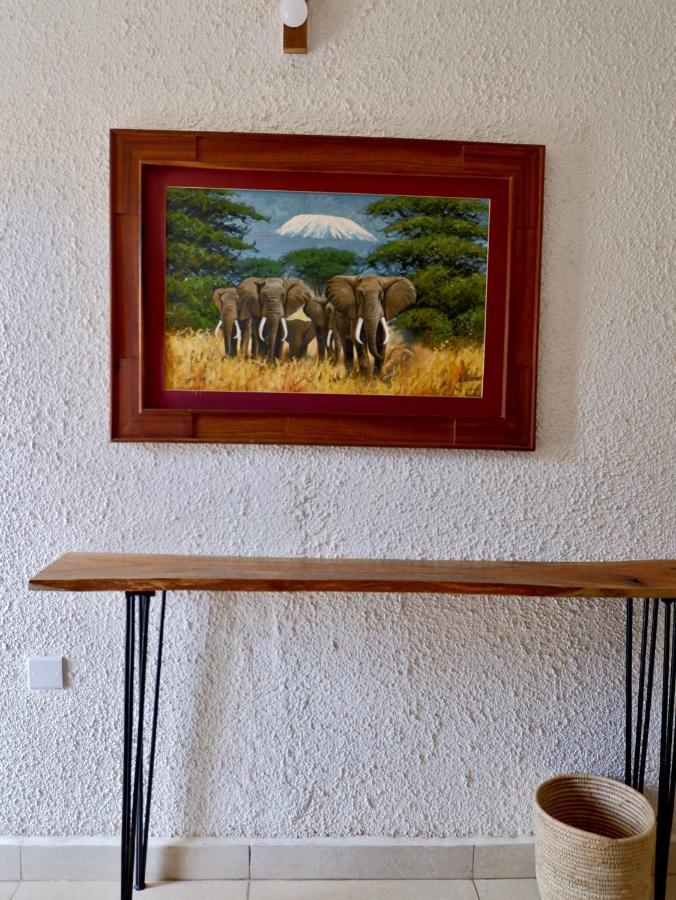 Lost in Africa Arusha Esterno foto